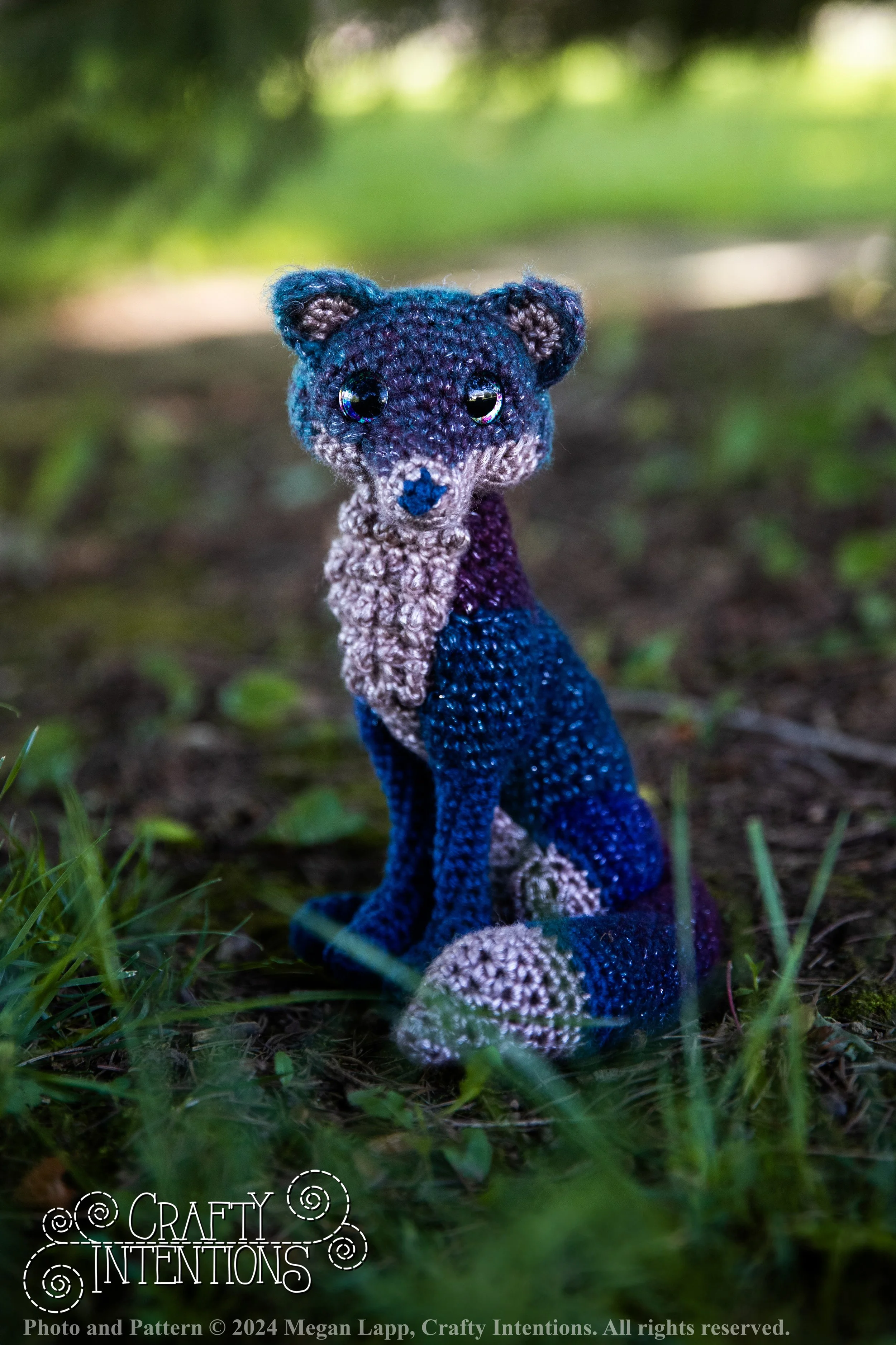 美品¥80,300♡FOXEY"Crochet"(Ｆ・ミッドナイトブルー) Small Sitting Fox — Crafty Intentions